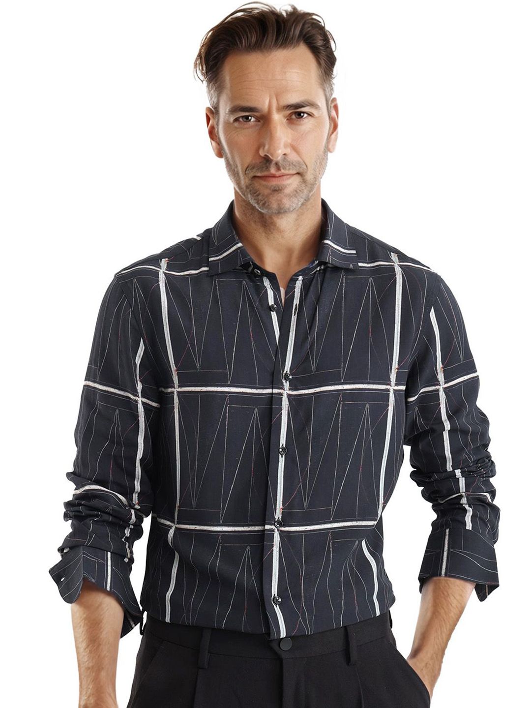 RARE RABBIT Men Comfort Spread Collar Checked Casual Shirt