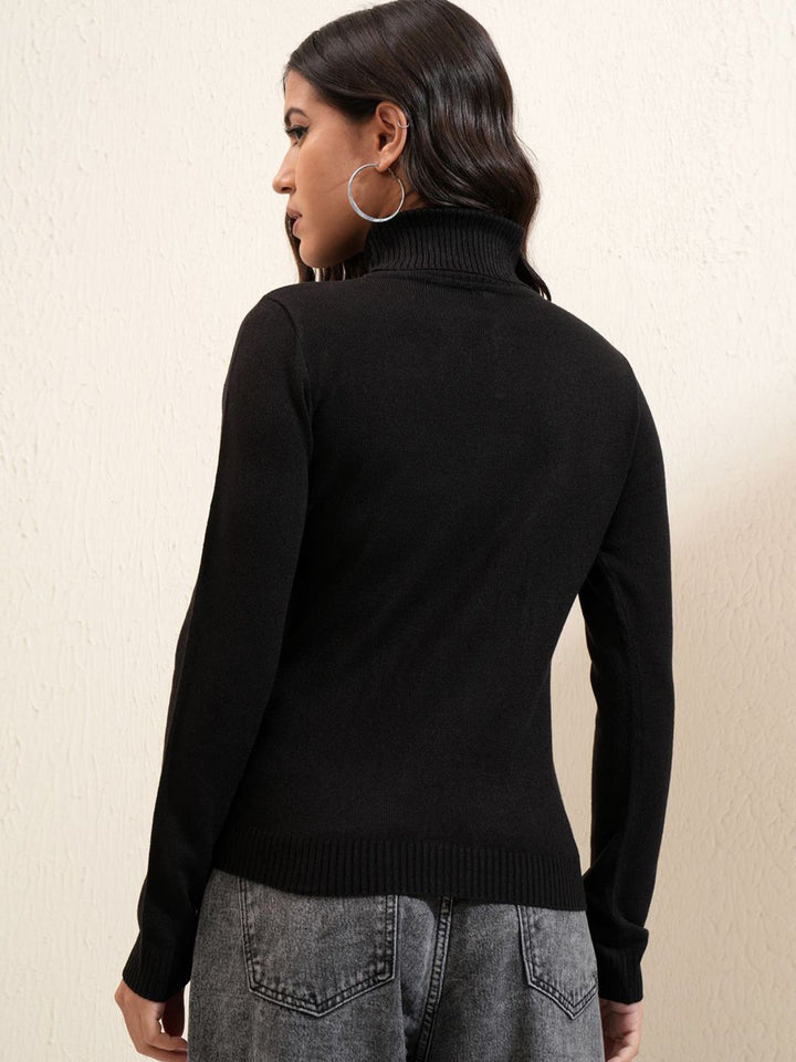 Tokyo Talkies Wanita Pullover