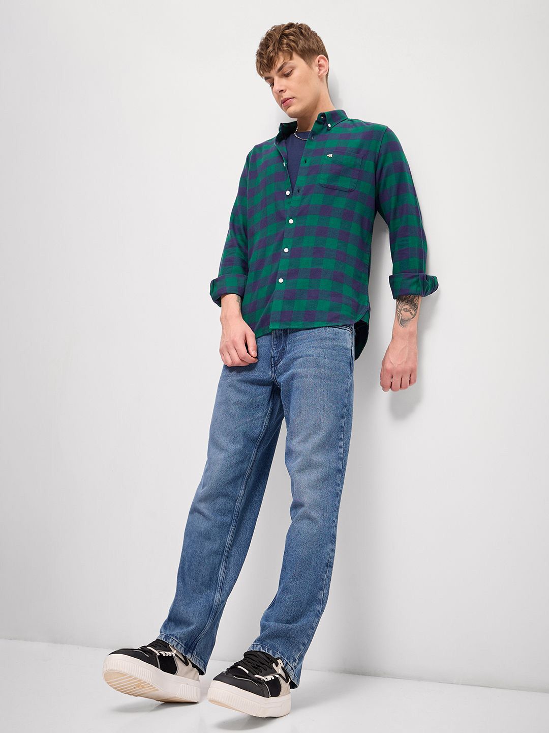 THE BEAR HOUSE Men Button-Down Collar Checked Cotton Slim Fit Casual Shirt