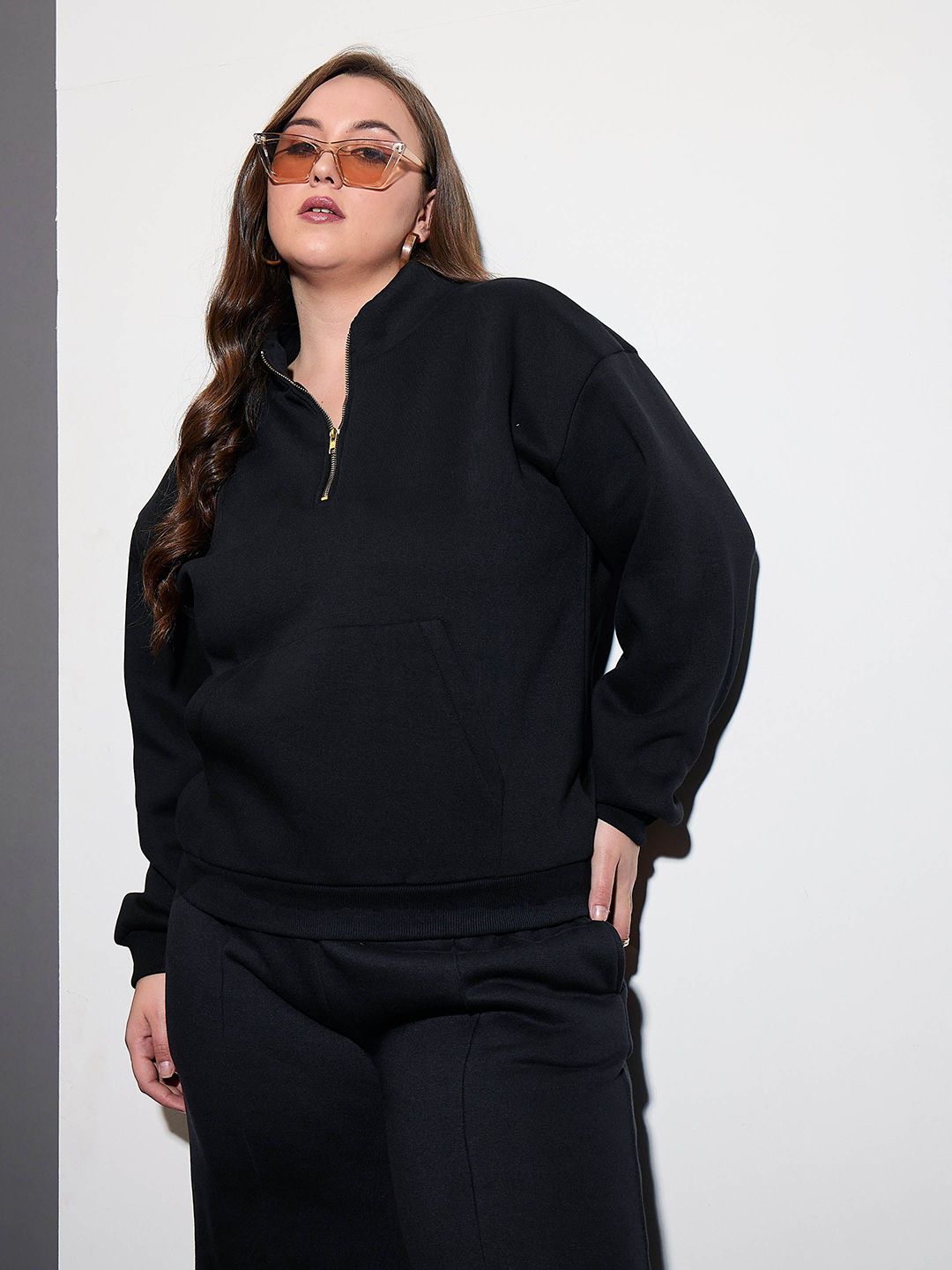 SASSAFRAS Curve Women Plus Size Long Sleeves Half Zipper Sweatshirt