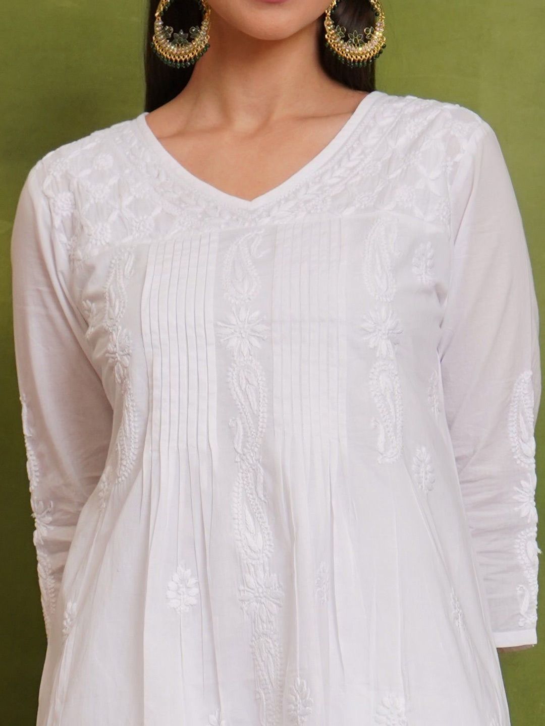 HOUSE OF KARI Floral Embroidered V-Neck Chikankari Pure Cotton A-Line Kurti