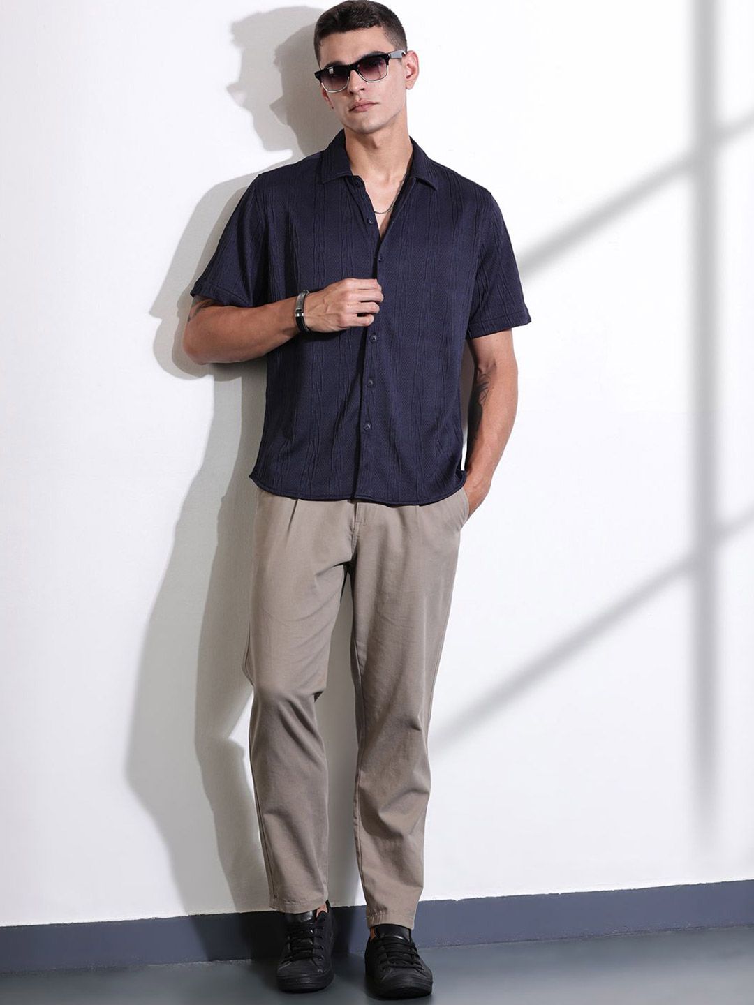 Thomas Scott Men Smart Fit Cutaway Collar Textured Casual Shirt
