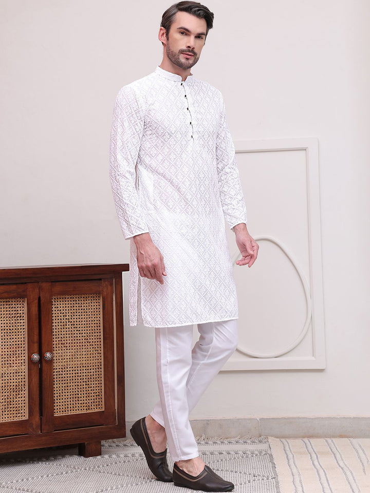 Jompers Floral Embroidered Chikankari Pure Cotton Straight Kurta with Pyjamas