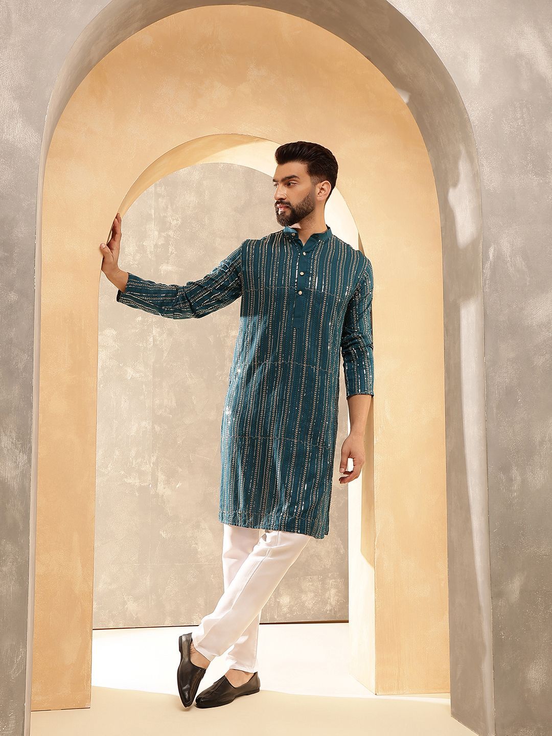 Anouk Blue Striped Embroidered Sequinned Mandarin Collar Pure Cotton Kurta With Pyjama