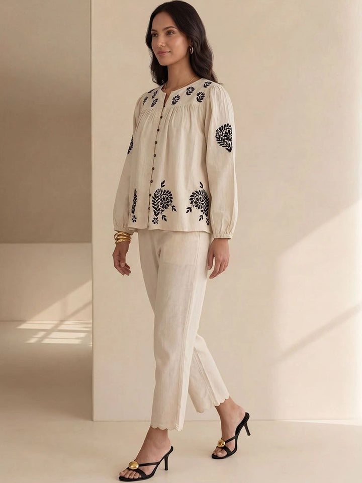 Baju Kasual Bunga Lurus House of Chikankari Wanita