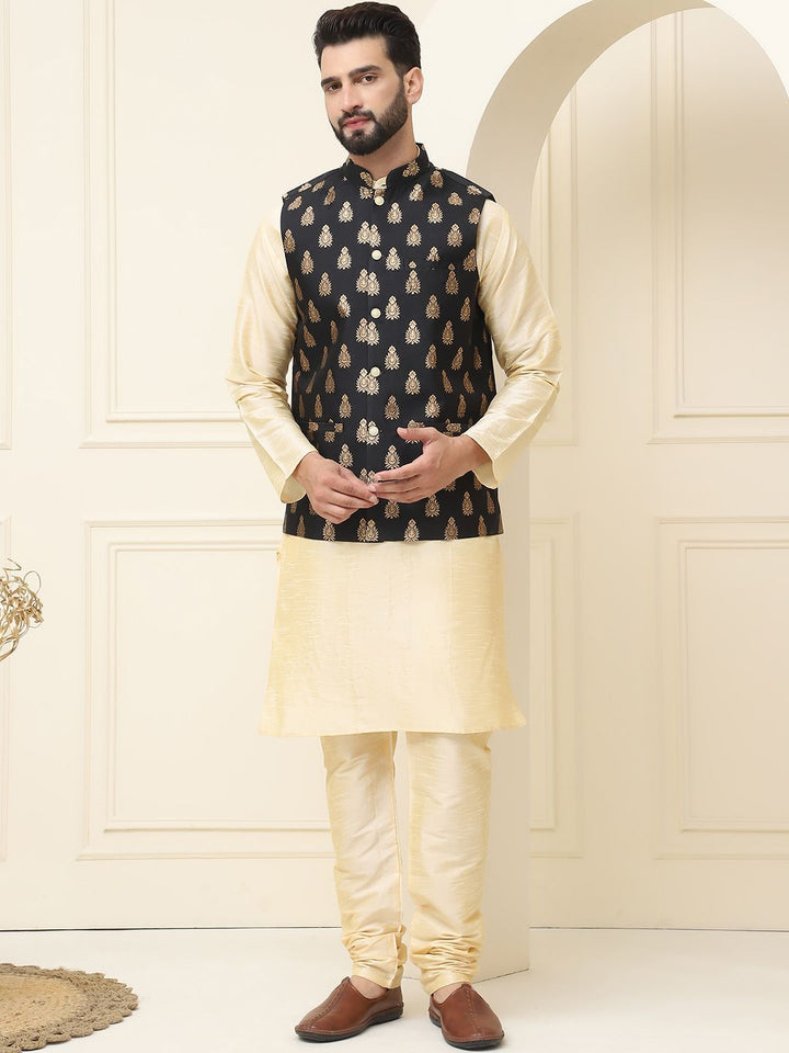 SOJANYA Kurta Kapas Sutera Kolar Mandarin Dengan Jaket Nehru Rekaan Churidar & Tenunan