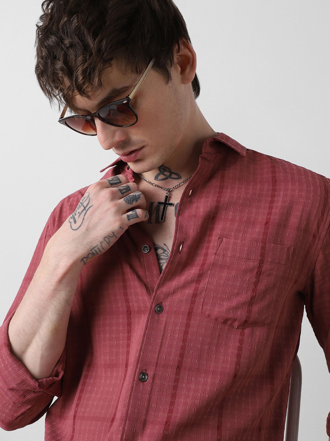 VASTRADO Men Classic Slim Fit Striped Casual Shirt