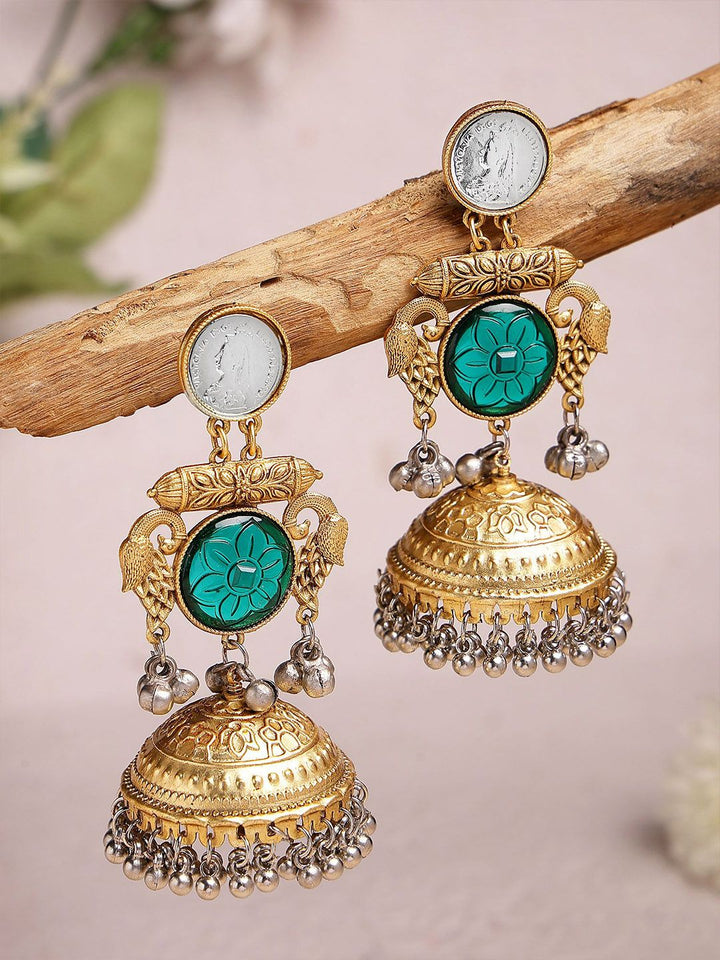 KARATCART Gold-Plated Dome Shaped Bird Motif Kundan Studded & Beaded Jhumkas