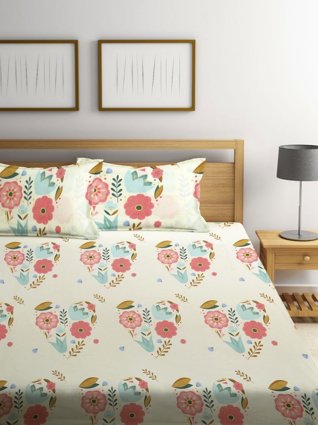 Myntra Elegant Homes Cream Floral Polycotton 300 TC Cadar Tempat Tidur King Halus dengan 2 Sarung Bantal-250 x 220 cm