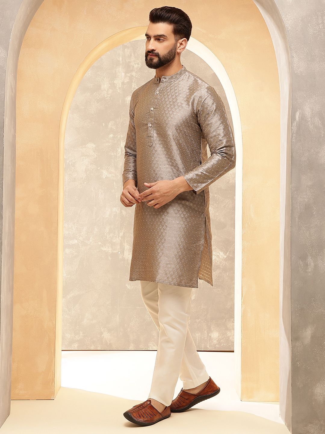 Anouk Grey Embroidered Mandarin Collar Jacquard Silk Kurta With Pyjama And Nehru Jacket