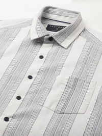 VASTRADO Men Classic Fit Spread Collar Vertical Striped Cotton Casual Shirt