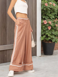 DressBerry Women Versatile Staple Wide-Leg Trousers with Side-Stripes