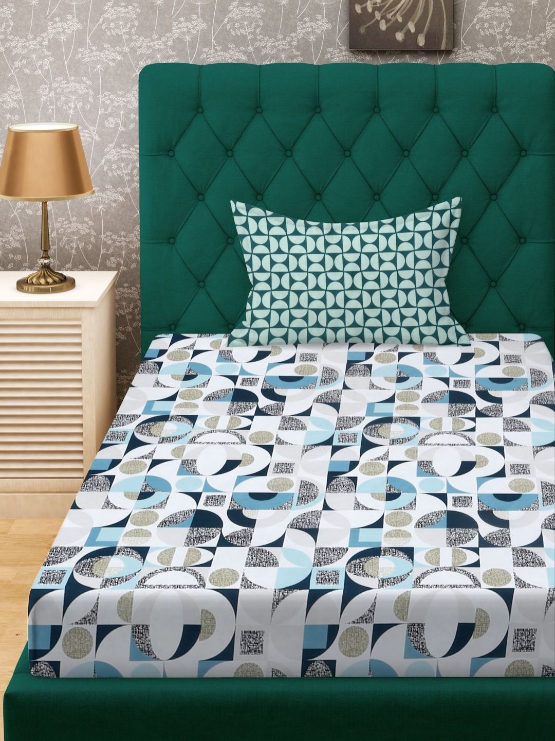 Aura Green & White Geometric Printed Fitted 300TC Single Bedsheet With Pillow Cover