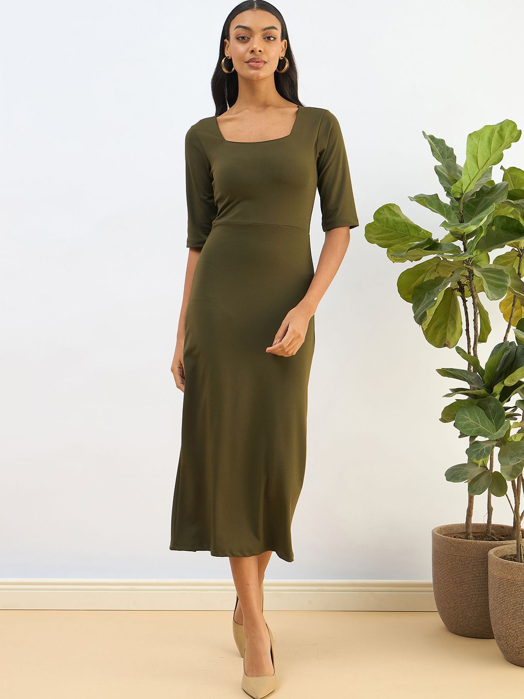 SASSAFRAS BASICS Bodycon Midi Dress