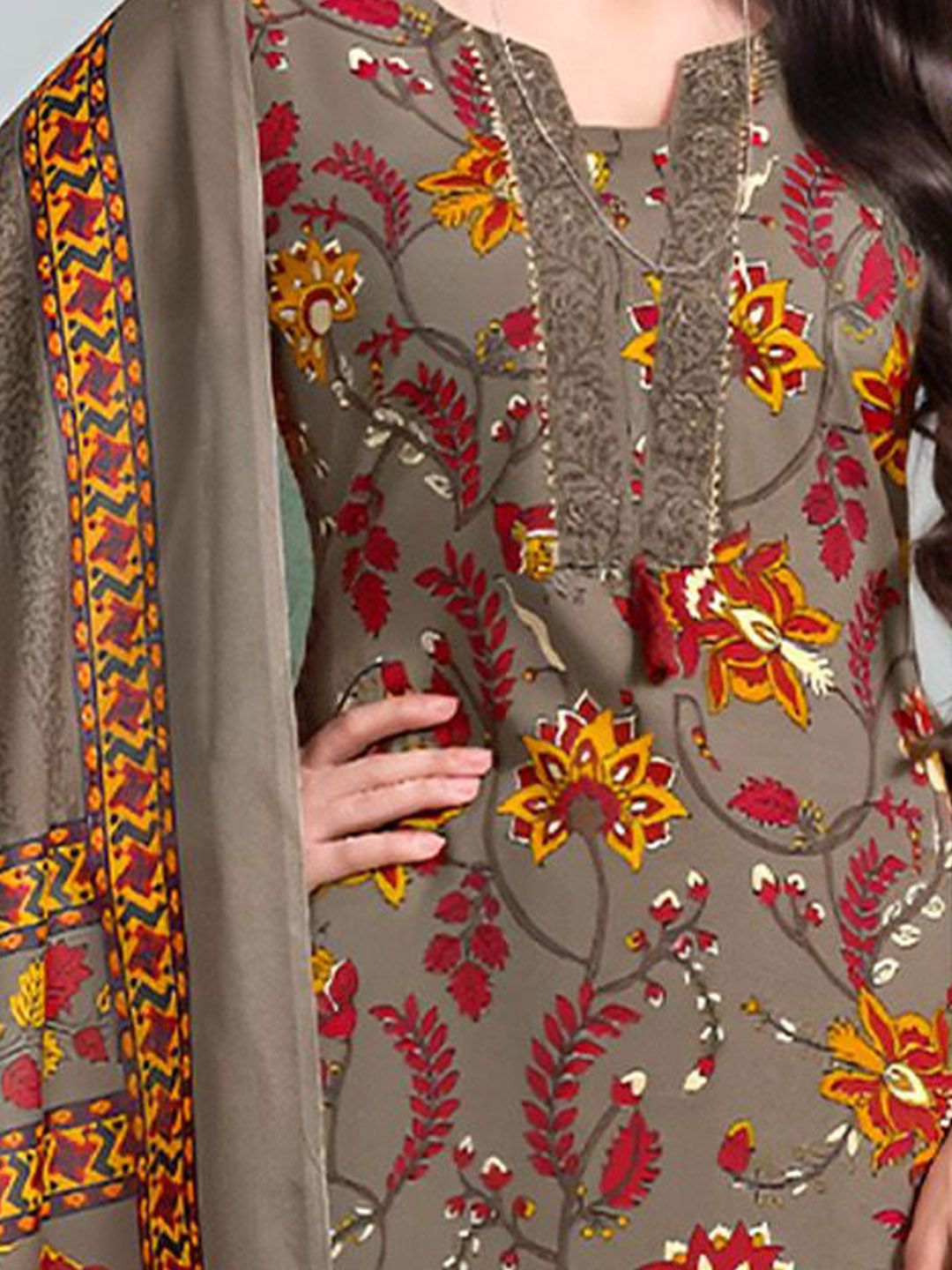 Varanga Women Ethnic Motifs Printed Regular Kurta with Trousers & With Dupatta