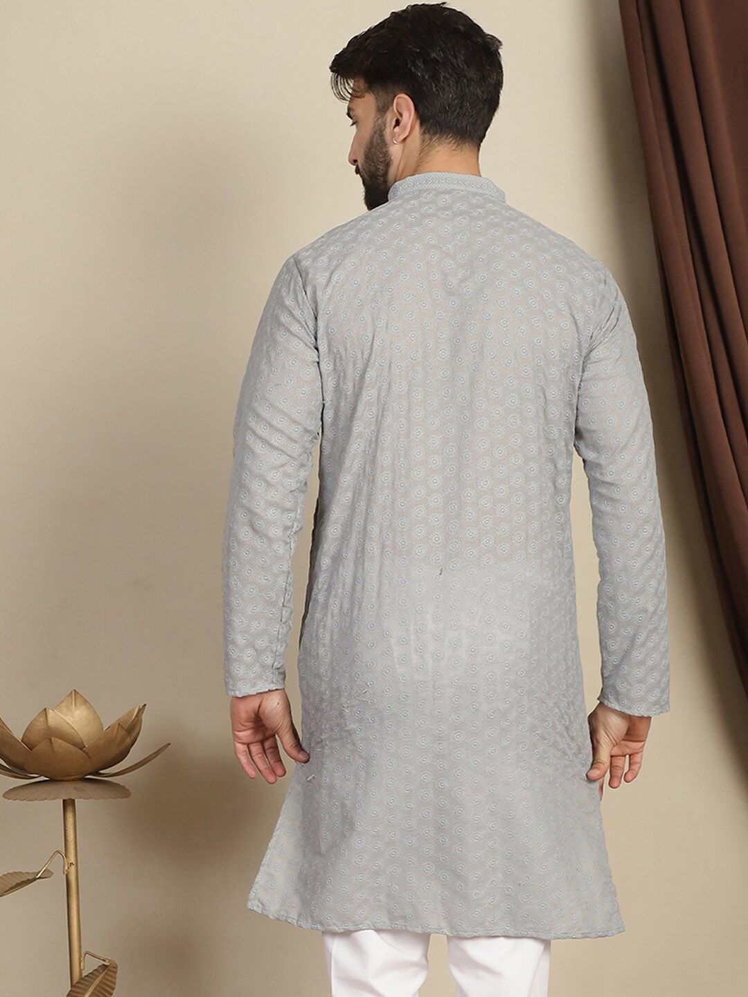 Anouk Motif Etnik Kelabu Bersulam Kolar Mandarin Lengan Panjang Kurta Benang Kapas