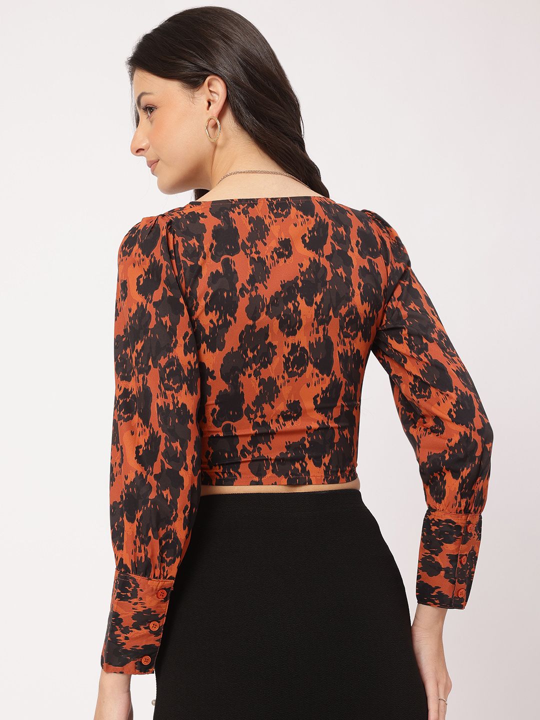 DressBerry Kawaii Dreamscape Square Neck Printed Panelled Crop Top