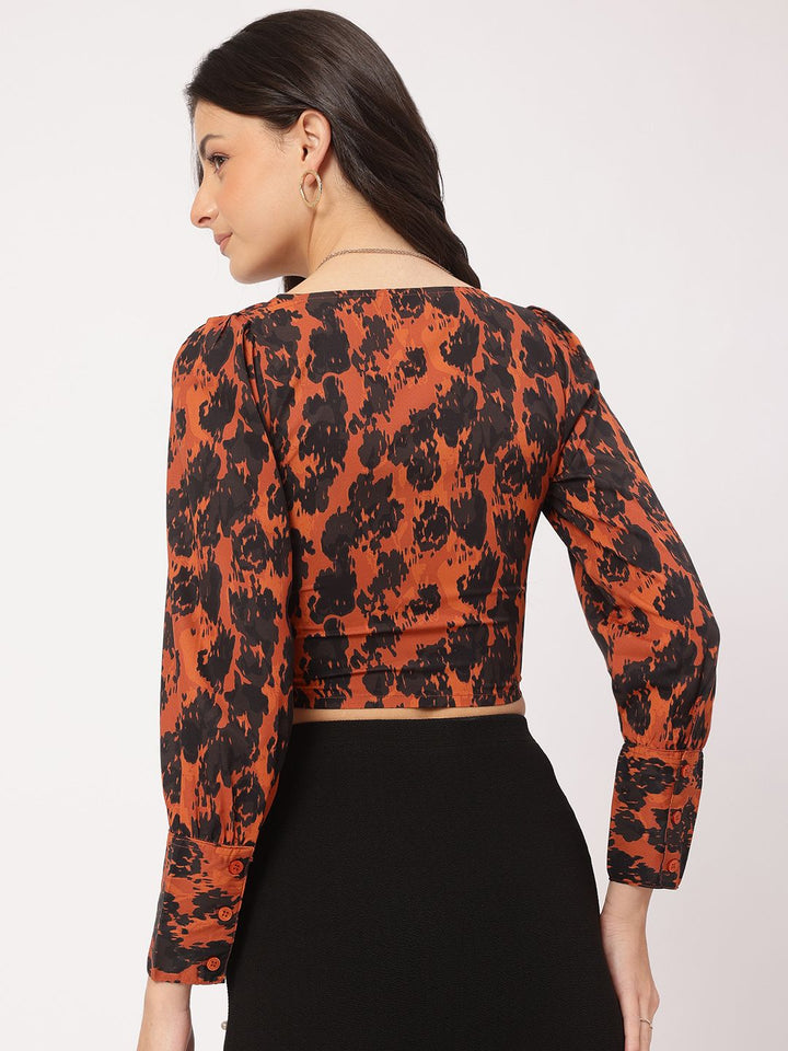 DressBerry Kawaii Dreamscape Square Neck Printed Panelled Crop Top