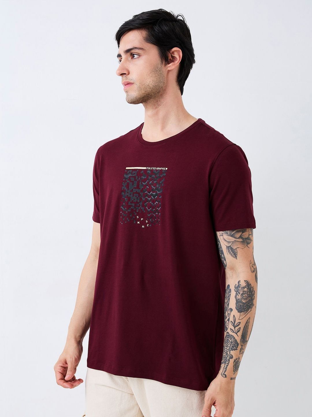 SPYKAR Men Graphic Printed Round Neck Cotton Slim Fit T-shirt