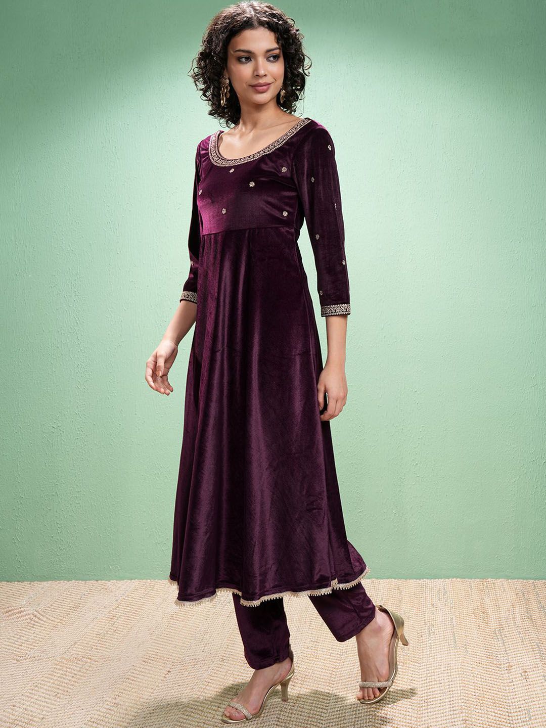 Vishudh Floral Yoke Design Zari Velvet A-Line Kurta With Trouser