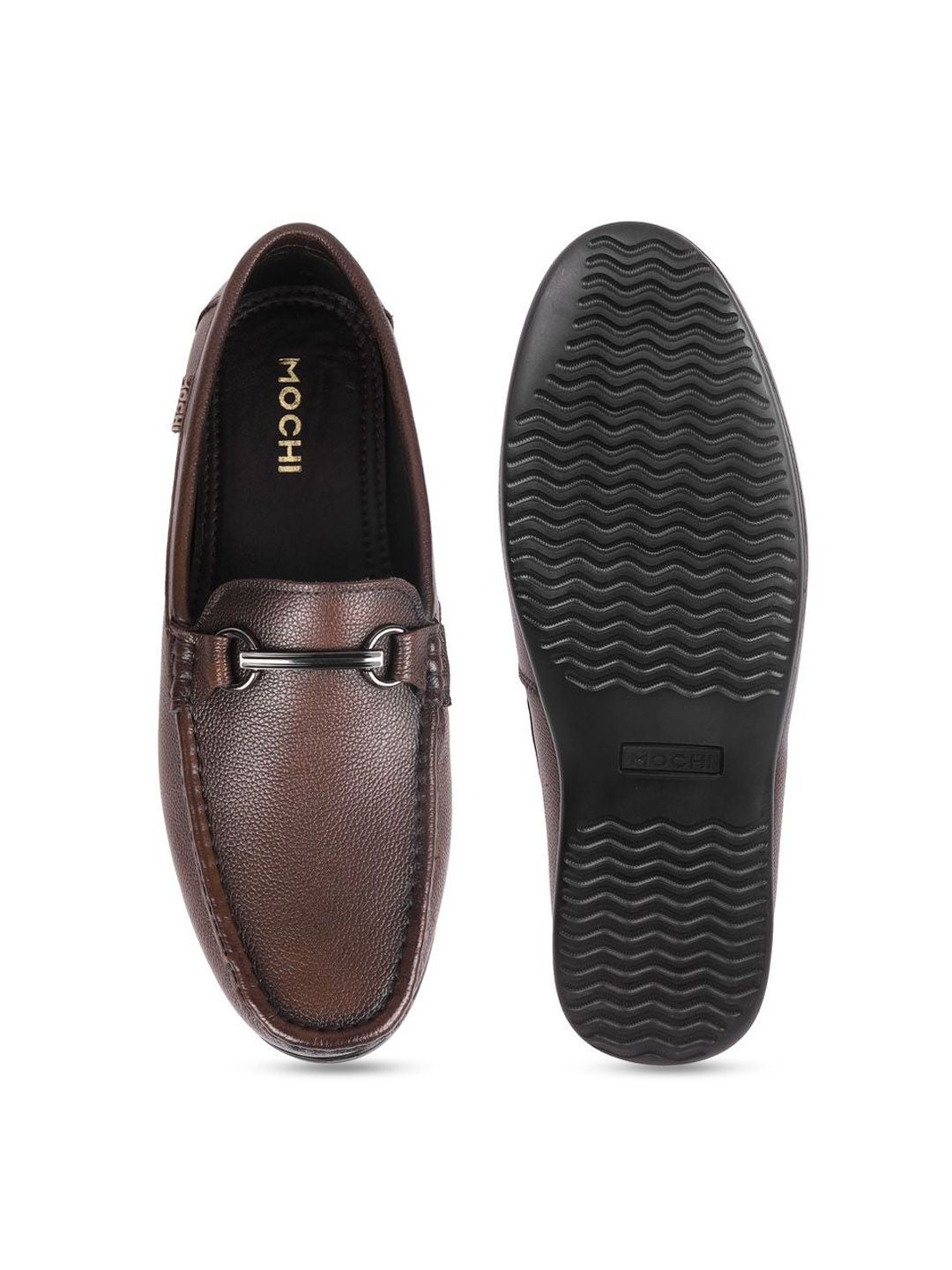 Mochi Men Textured Leather Round Toe Formal Loafers