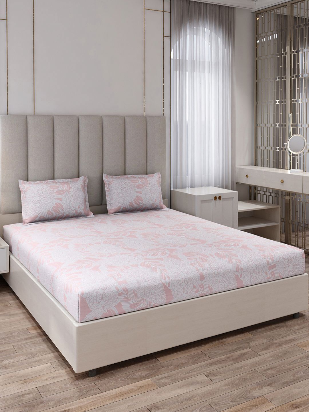 Monte Carlo Peach-Coloured & White Floral Printed 130 TC King Bedsheet Set 2.75 m x 2.75 m
