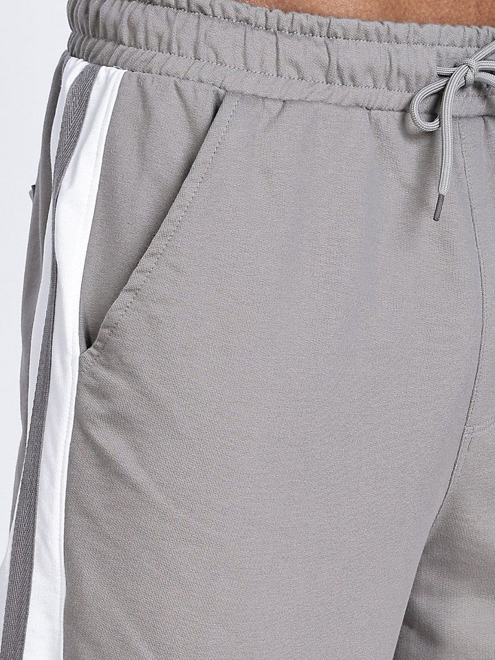 Eszett Men Grey High-Rise Seluar Baggy Biasa Dicuci Mudah