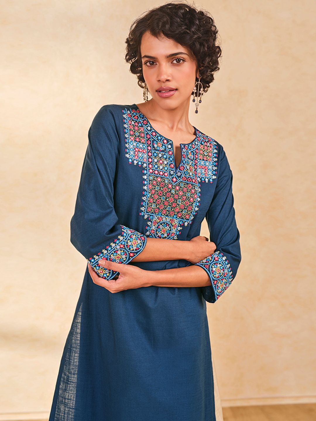 Global Desi Ethnic Motifs Yoke Design Mirror Work Pure Cotton Straight Kurta