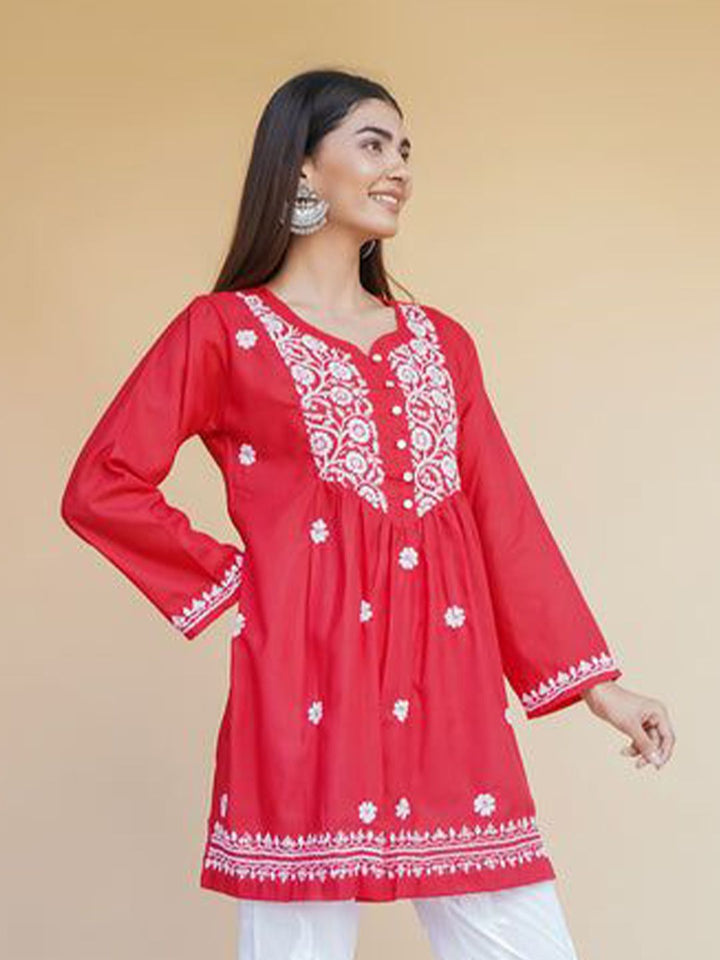 HOUSE OF KARI Floral Embroidered Sweetheart Neck Chikankari Pure Cotton Short Kurta