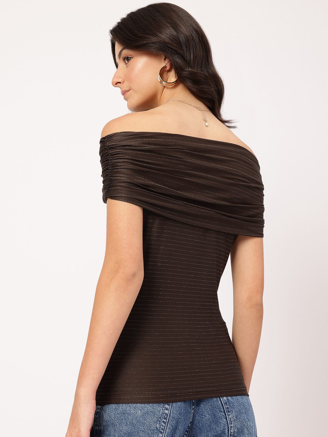 DressBerry Trendsetter Queen Off-Shoulder Striped Cut-Out Ring Detail Fitted Top