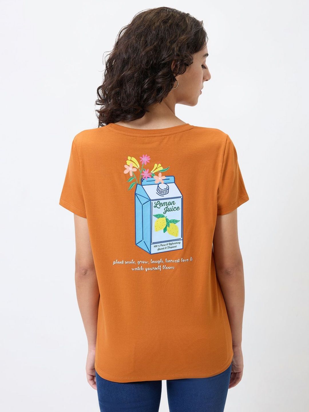 SPYKAR Women Graphic Printed Round Neck Cotton T-shirt