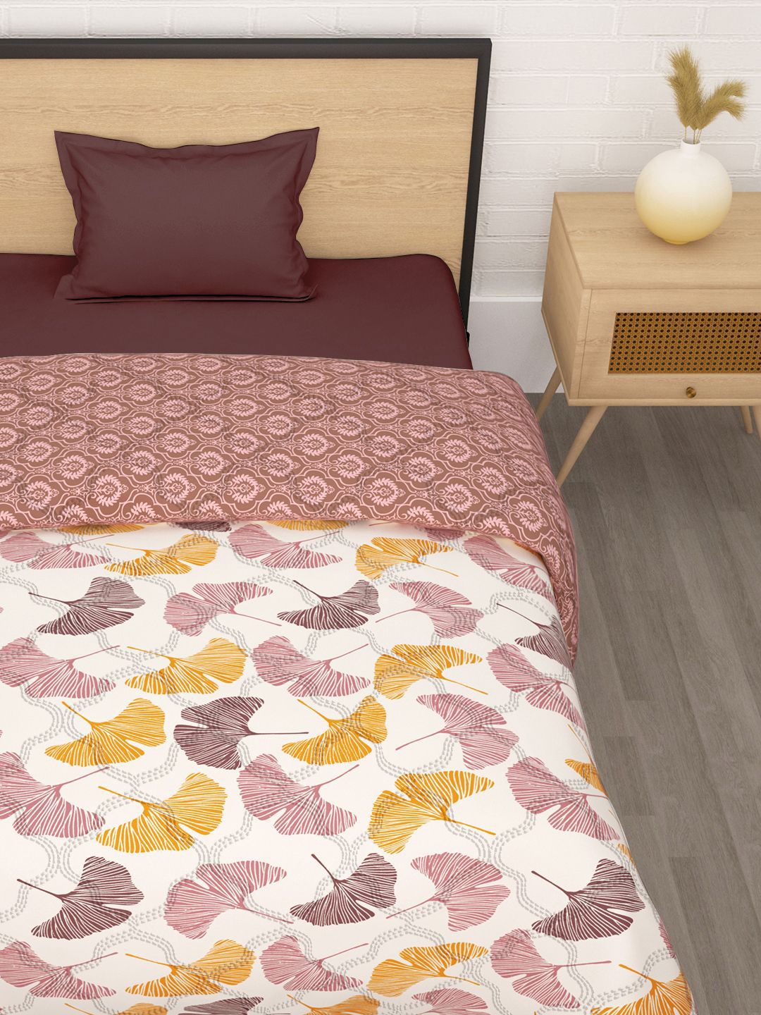 Story@home Beige & Yellow Floral Reversible 120 GSM AC Room Single Bed Comforter