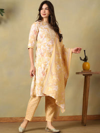 Mamicha Women Floral Printed Regular Thread Work Pure Cotton Kurta with Trousers & With Dupatta