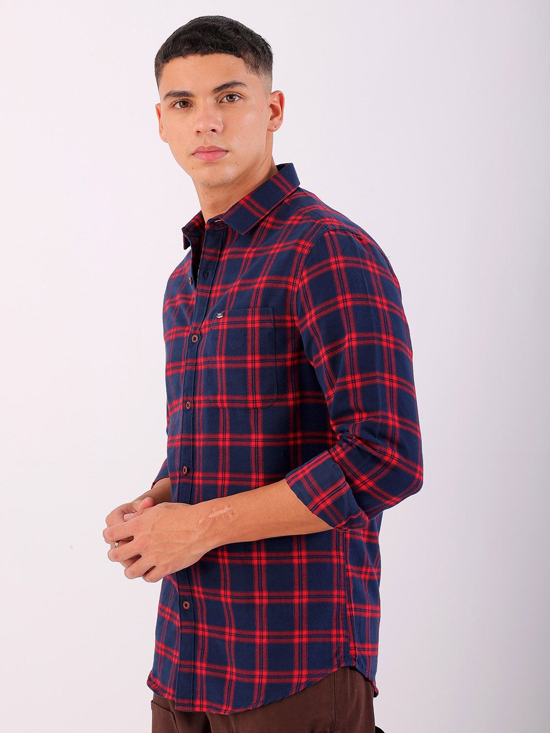 The Indian Garage Co Men Spread Collar Checked Slim Fit Casual Shirt