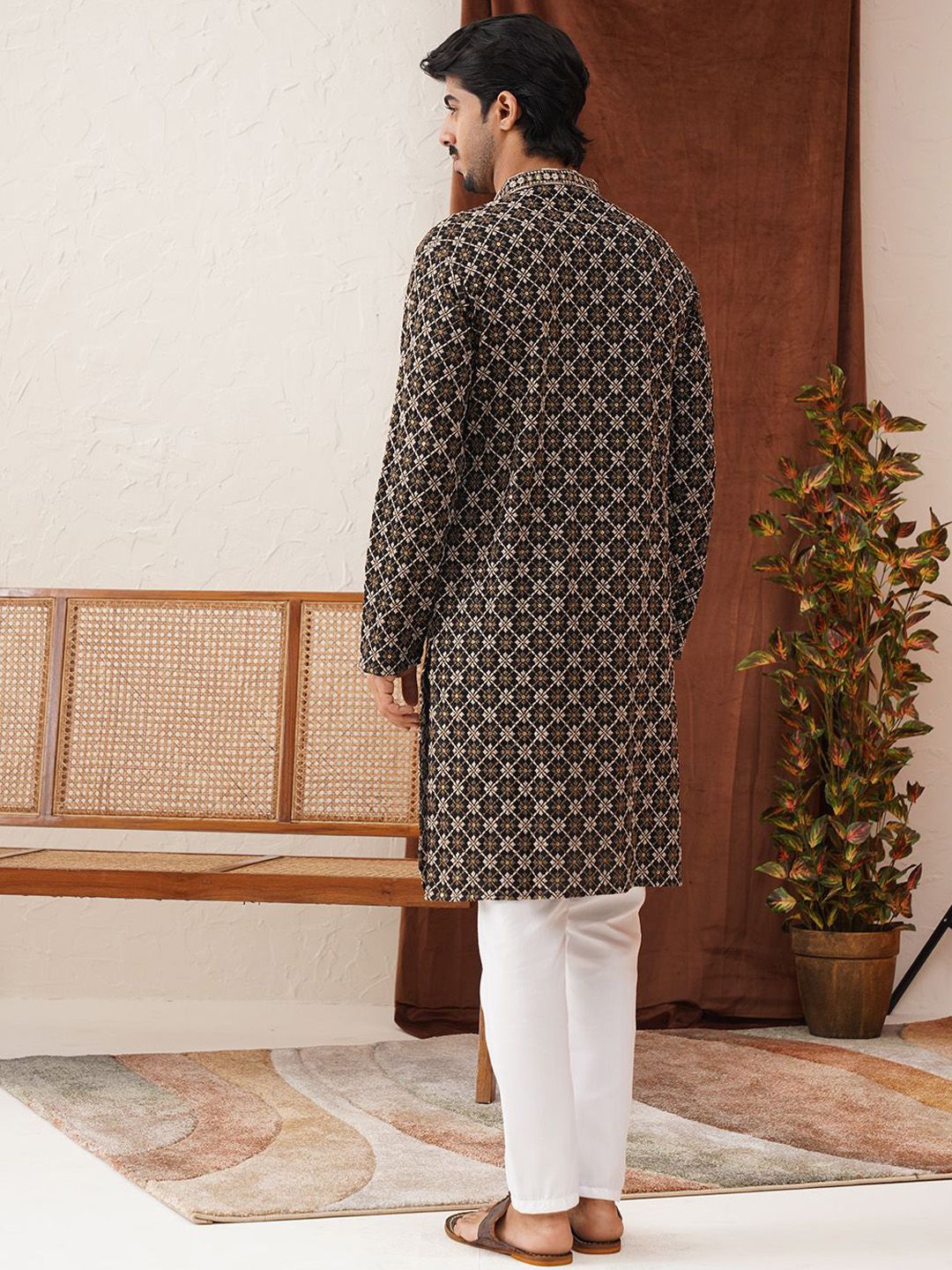 Jompers Men Embroidered Regular Sequinned Kurta with Pyjamas