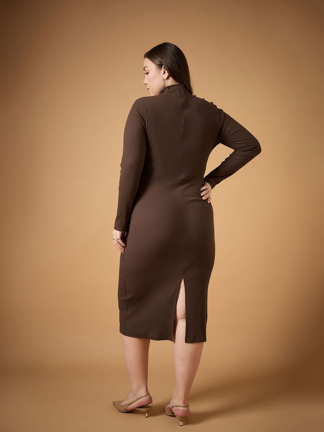 SASSAFRAS Curve Bodycon Midi Dress