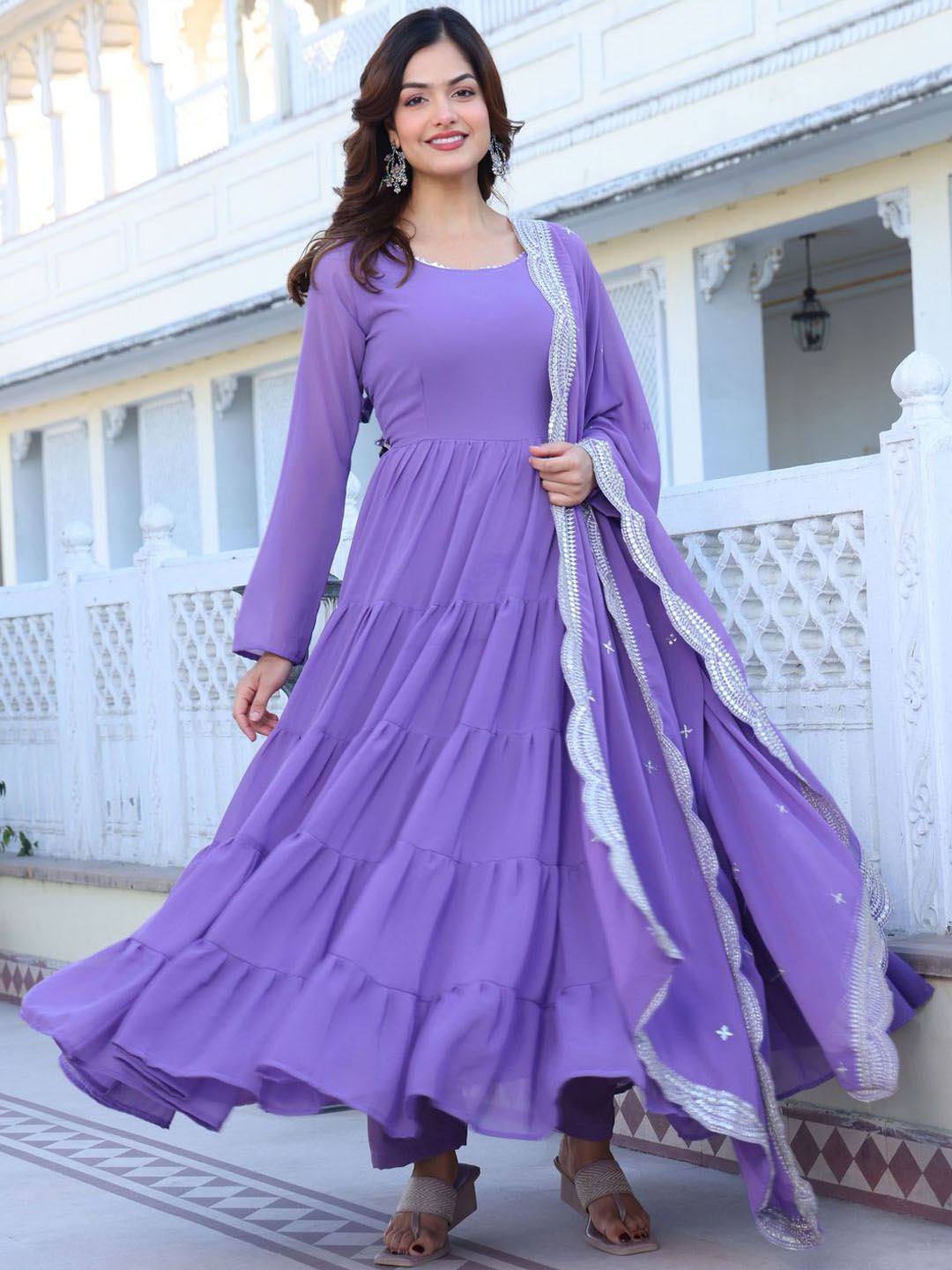 Wanita Kalini berlapis kurta dengan seluar & dengan dupatta