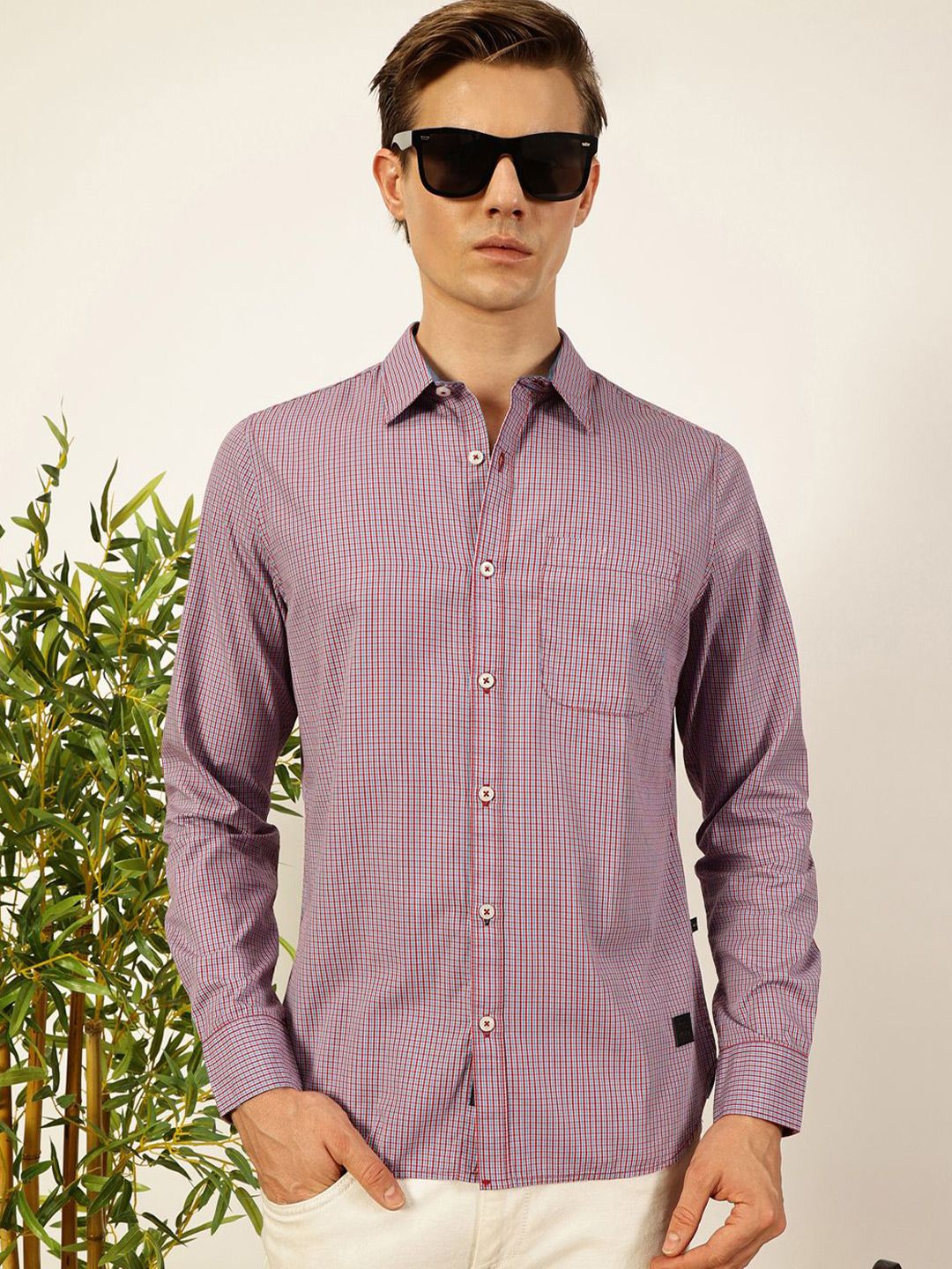 Thomas Scott Men Smart Spread Collar Micro Checked Cotton Slim Fit Casual Shirt