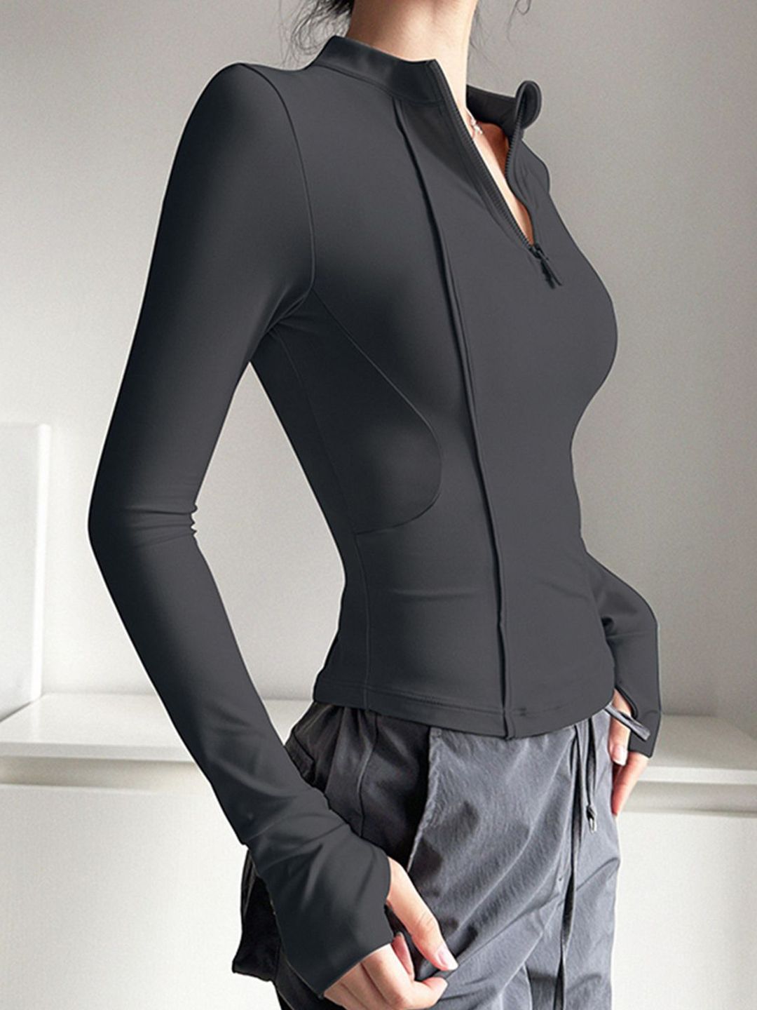 HRX by Hrithik Roshan Women Dry Fit Sweatshirt