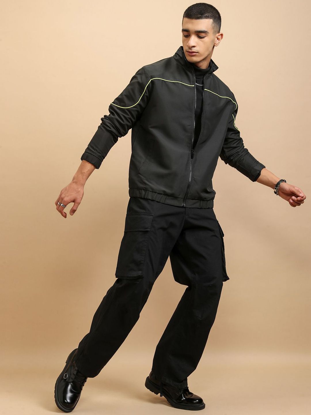 HIGHLANDER Men Checked Crop Outdoor Sporty Jacket
