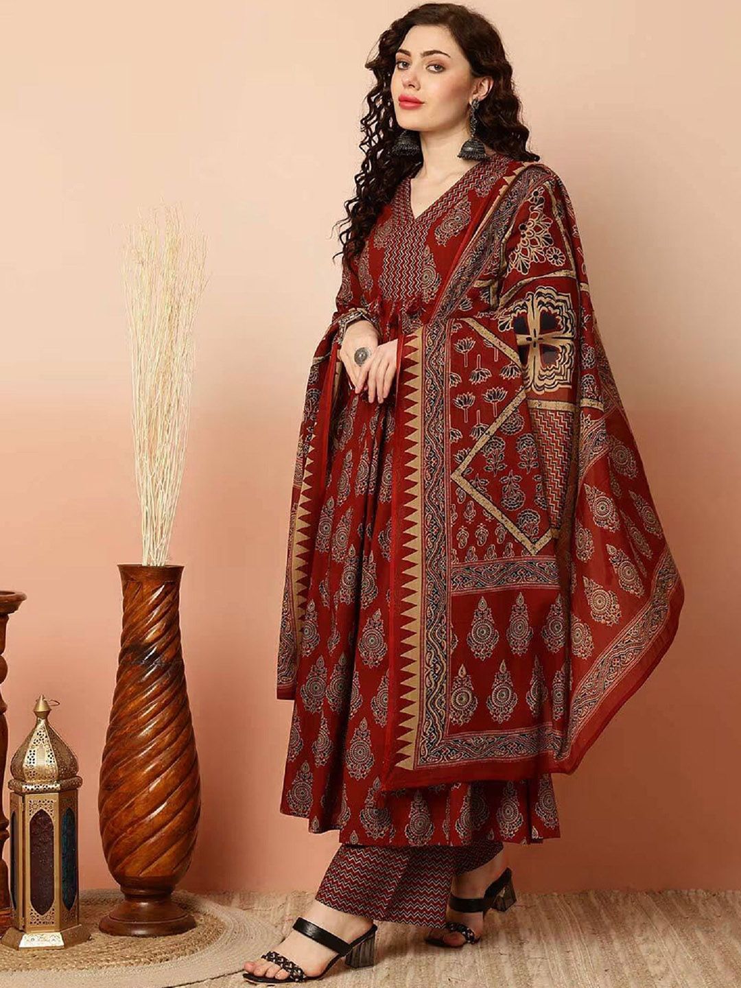 KALINI Ethnic Motifs Printed V-Neck Straight Kurta with Trousers & Dupatta