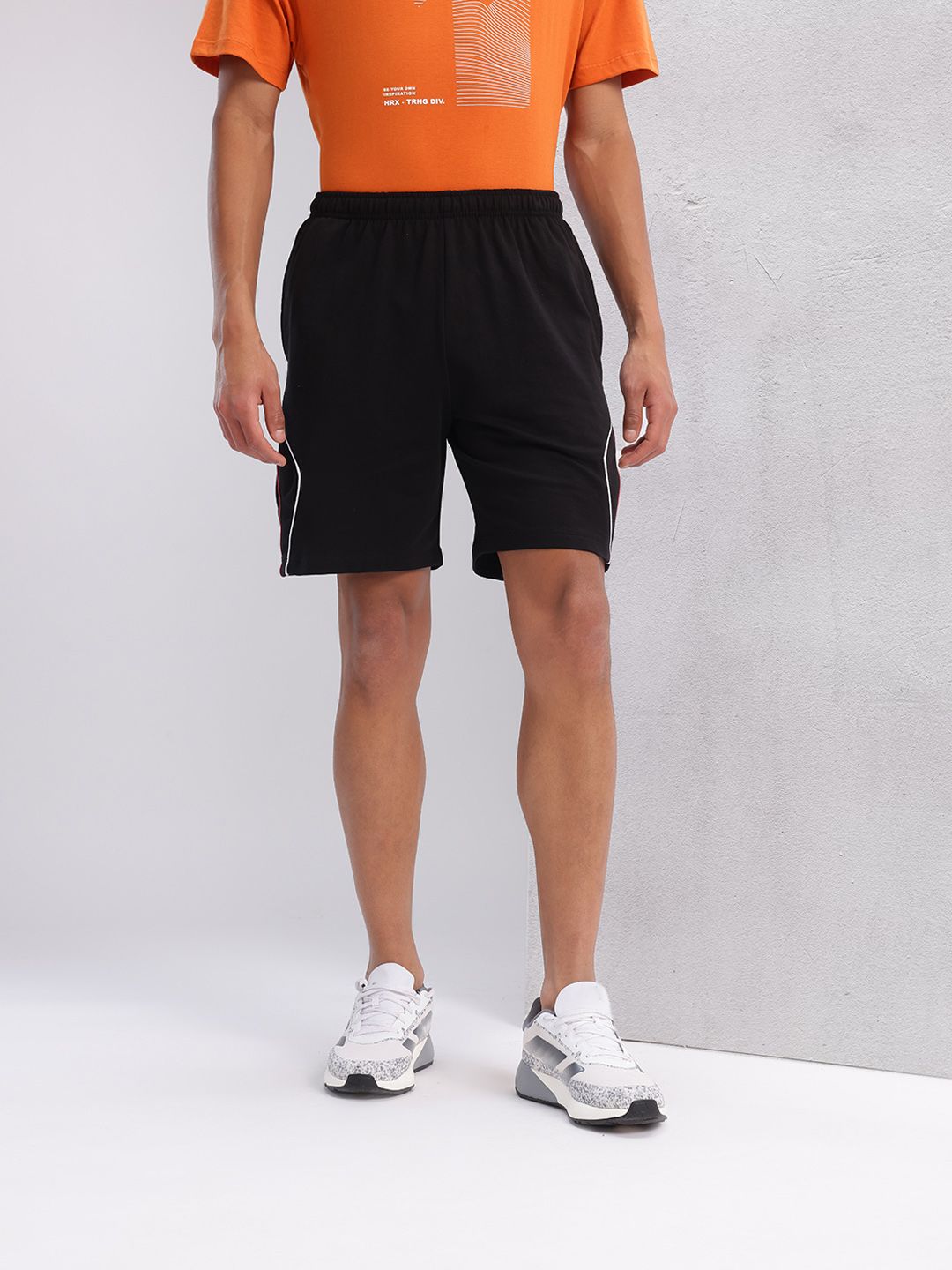 HRX by Hrithik Roshan Men Mid-Rise Regular Fit Lifestyle Shorts with Piping Detail