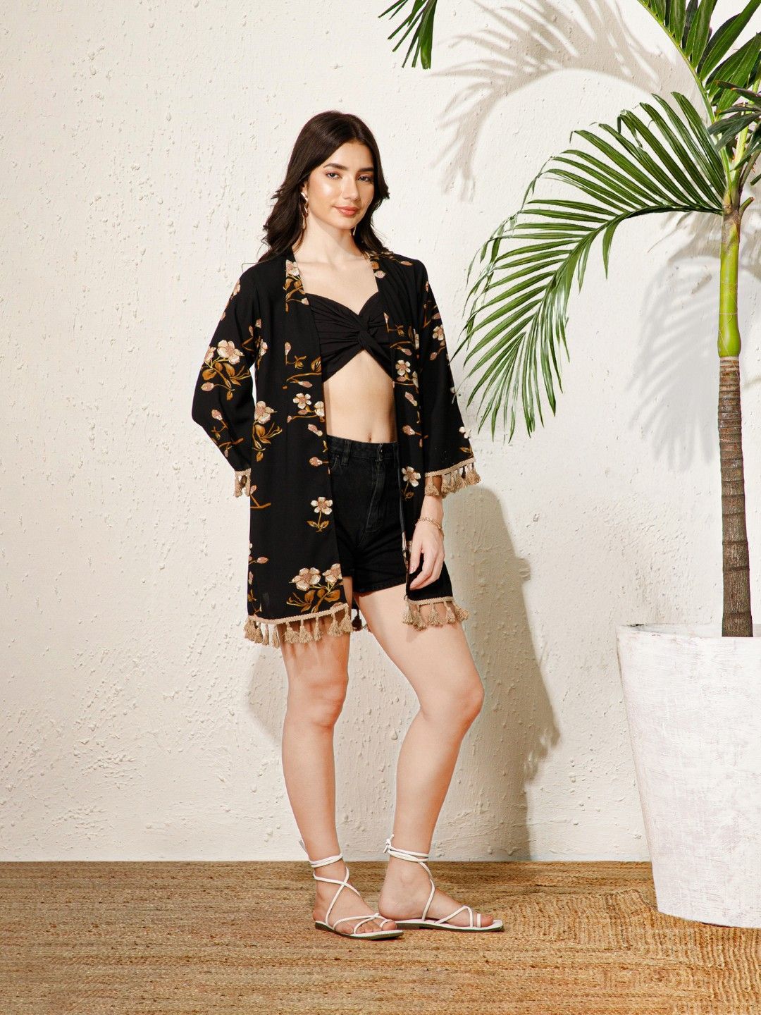 Berrylush Women Printed Pure Cotton Shrug