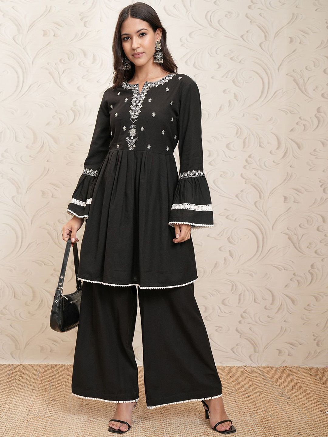 Vishudh Floral Embroidered Regular Thread Work Pure Cotton Kurta with Palazzos