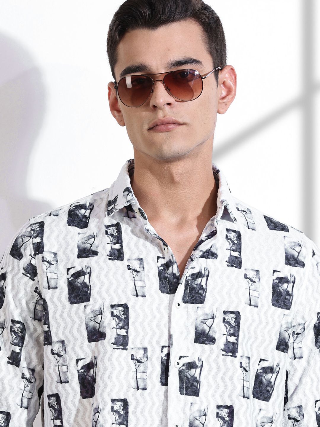 Thomas Scott Men Classic Slim Fit Spread Collar Abstract Printed Casual Shirt
