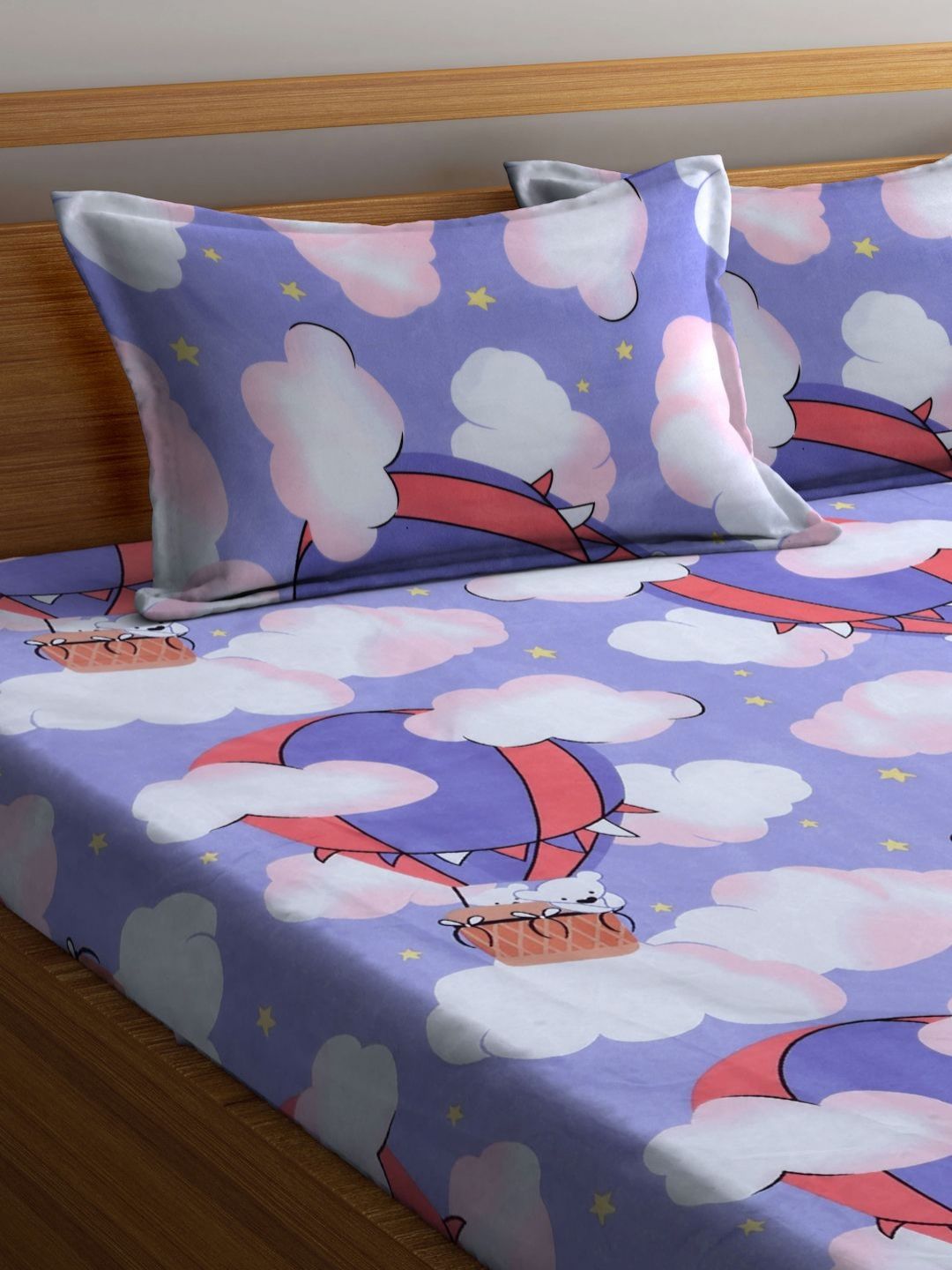 Myntra Elegant Homes Purple Conversational Cotton 300 TC King Fine Bedsheet dengan 2 Sarung Bantal-98 x 87 inci