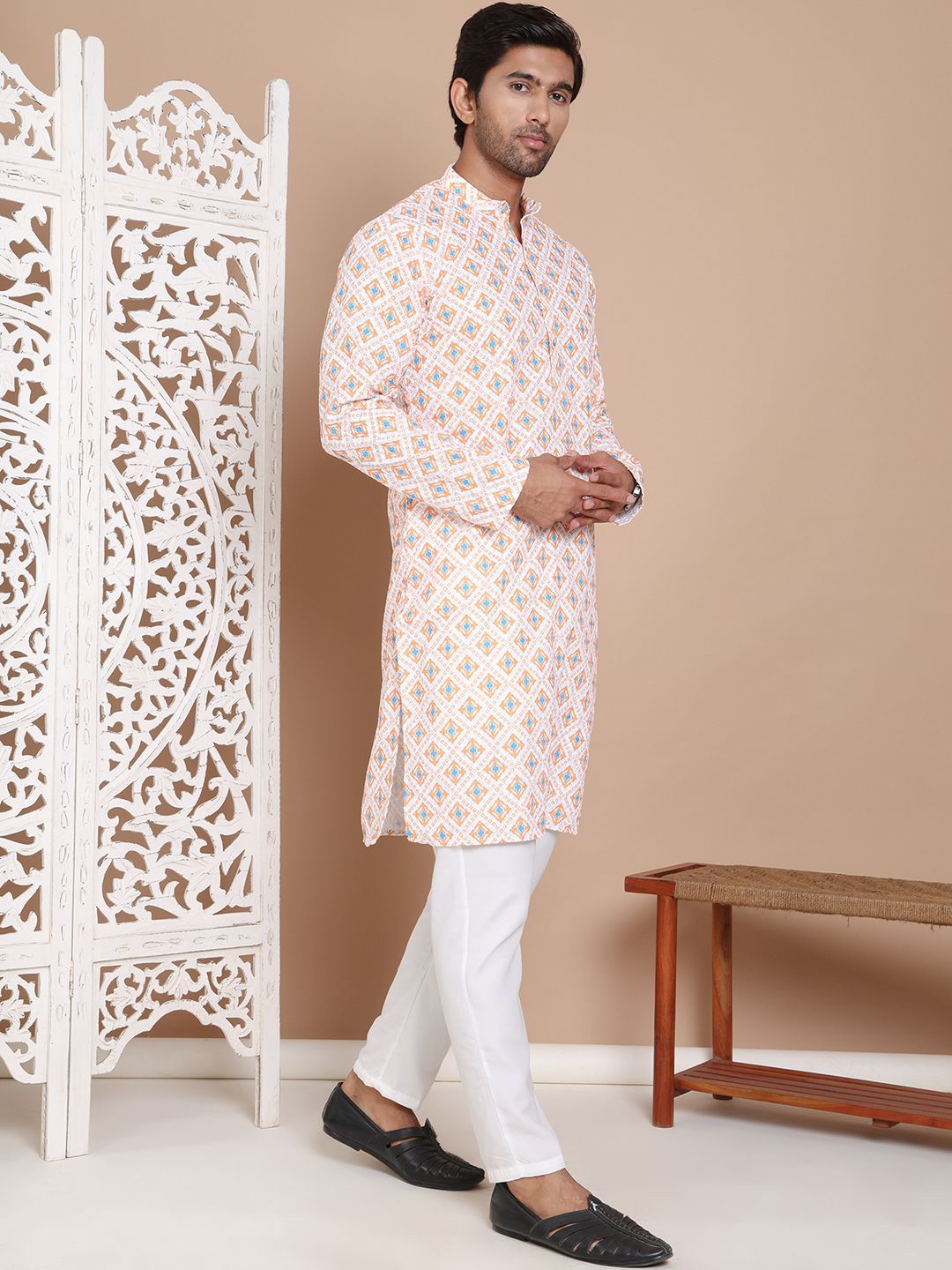 Jompers Men Printed Regular Chikankari Pure Cotton Kurta with Pyjamas
