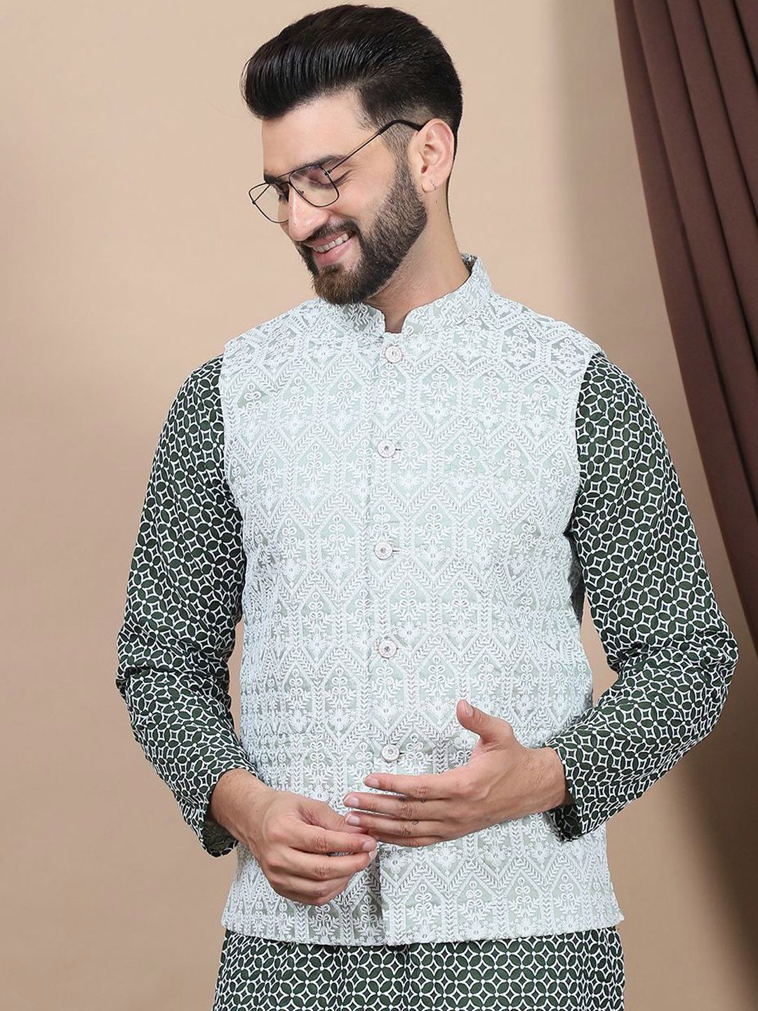 Kurta Lurus Kapas Tulen Sulam Bunga Anouk Dengan Jaket Churidar & Nehru