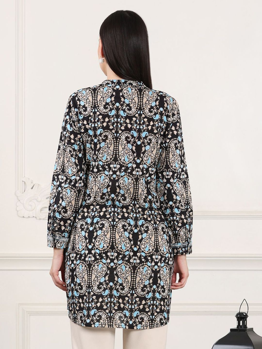 W Mandarin Collar Embroidered Tunic