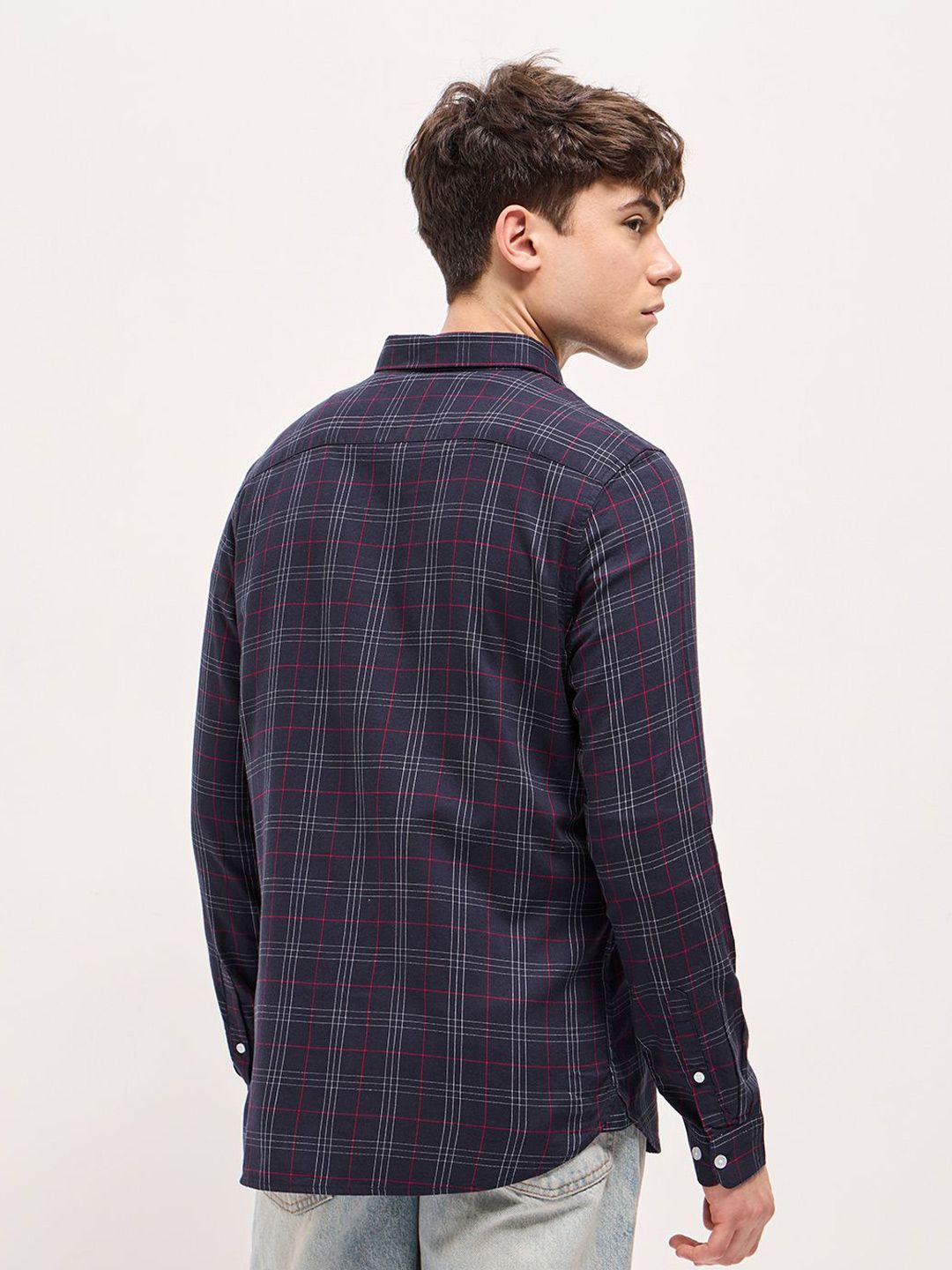 THE BEAR HOUSE Men Spread Collar Tartan Checked Slim Fit Shirt